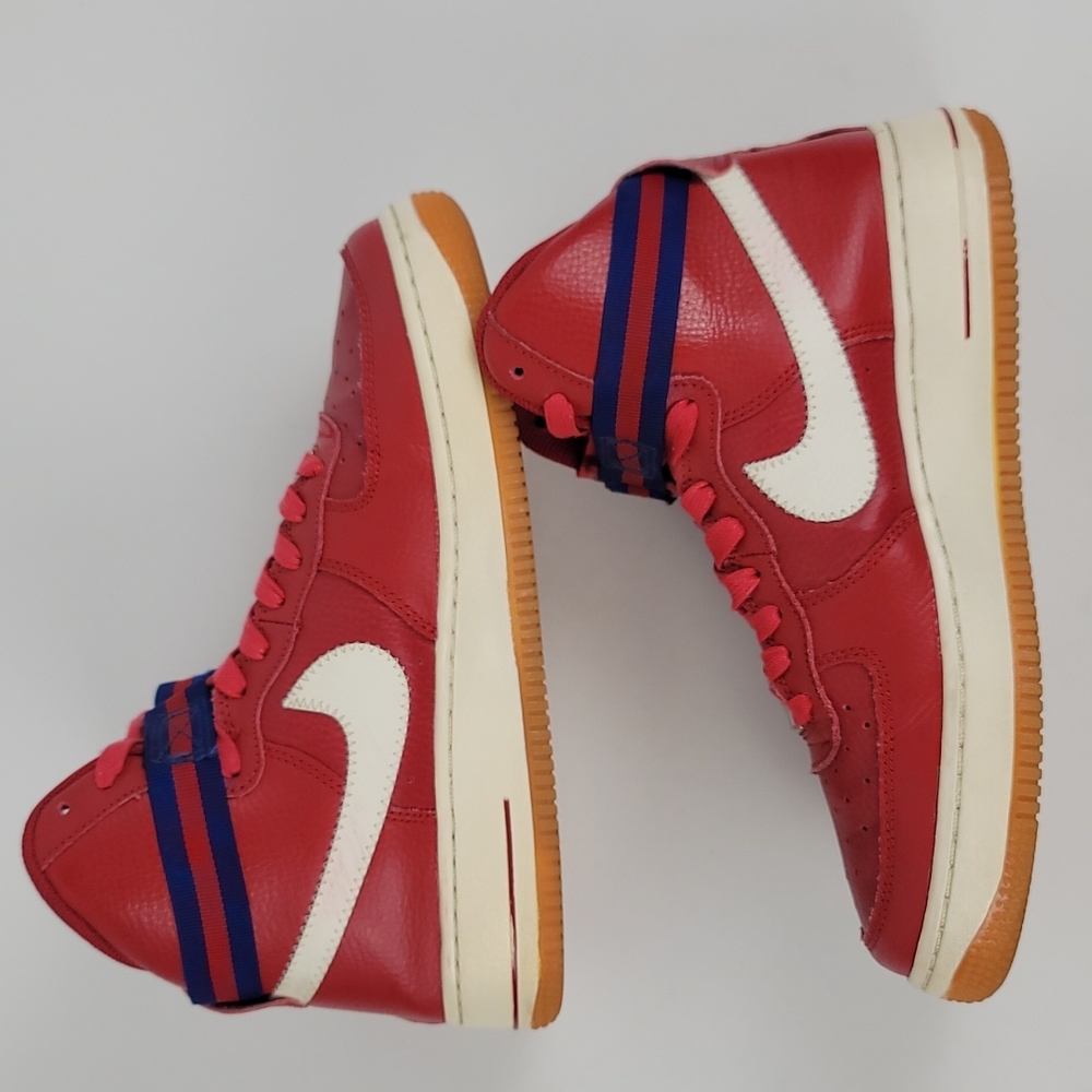 NIKE AIR FORCE 1S, WOMANS SIZE 8.5 EUC